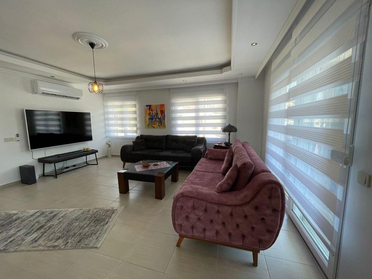 MAY1694 - Photo 1