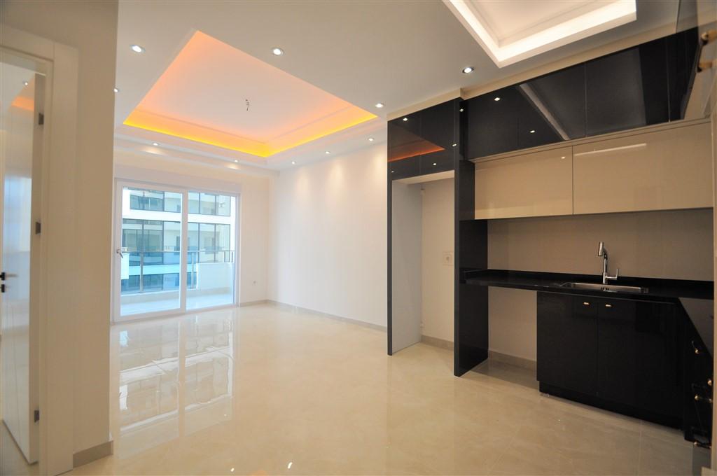 MAY1674 - Photo 5