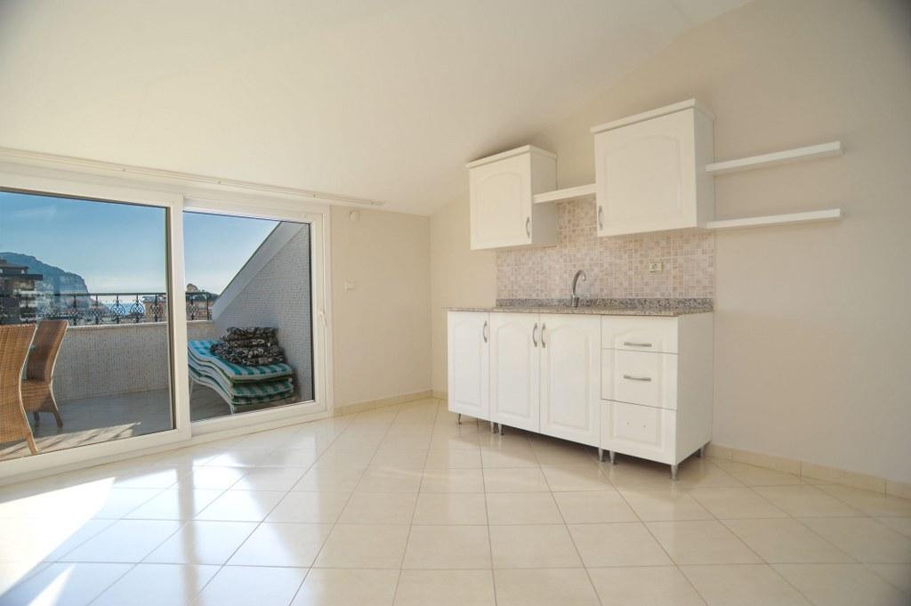 MAY1805 - Photo 30