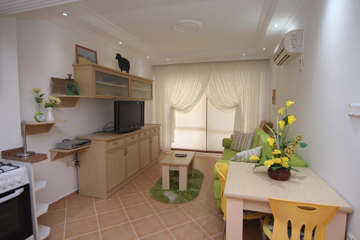 MAY1735 - Photo 10