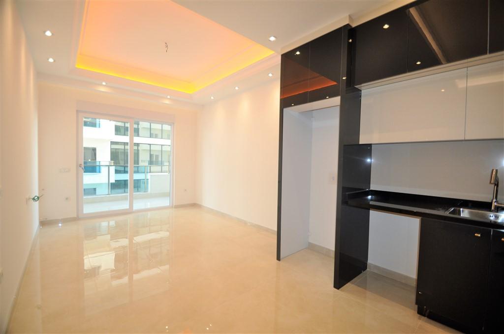 MAY1674 - Photo 6