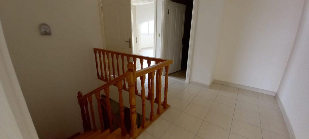 MAY1756 - Photo 21