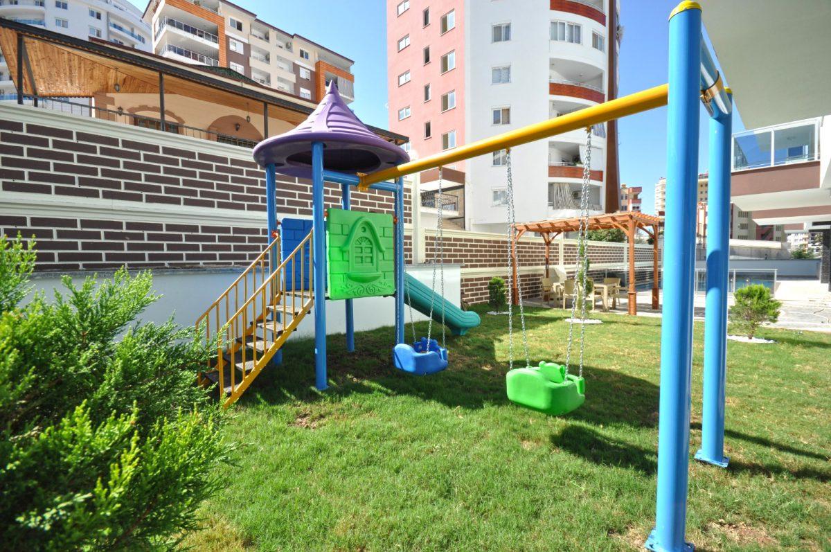 MAY1712 - Photo 5