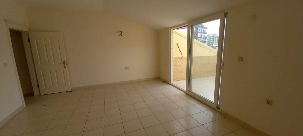 MAY1756 - Photo 20