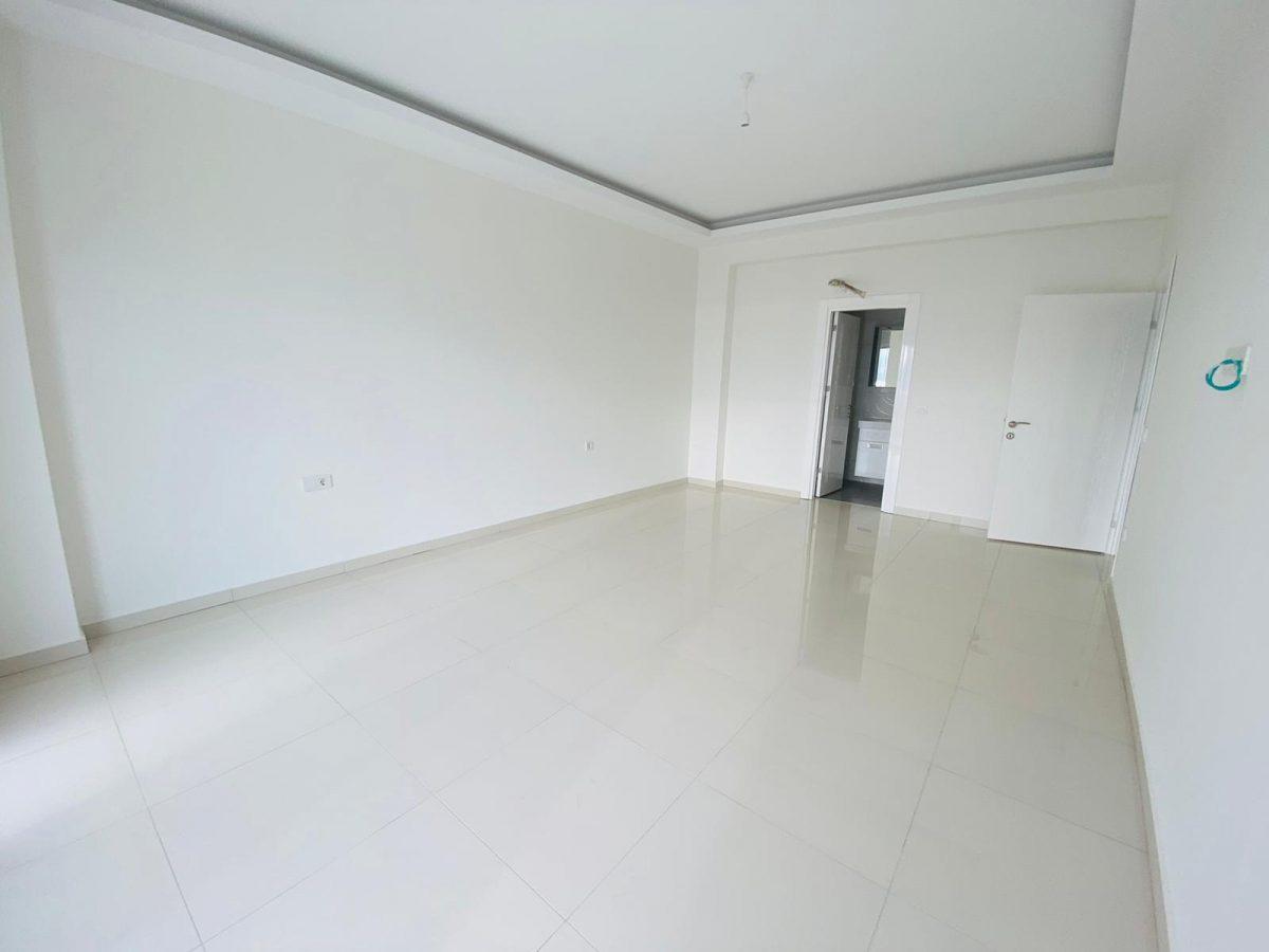MAY1810 - Photo 21