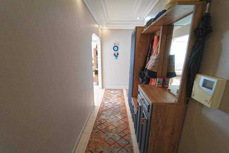 MAY1711 - Photo 8