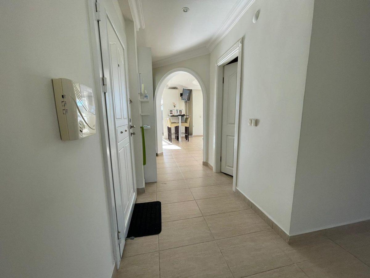MAY1736 - Photo 11