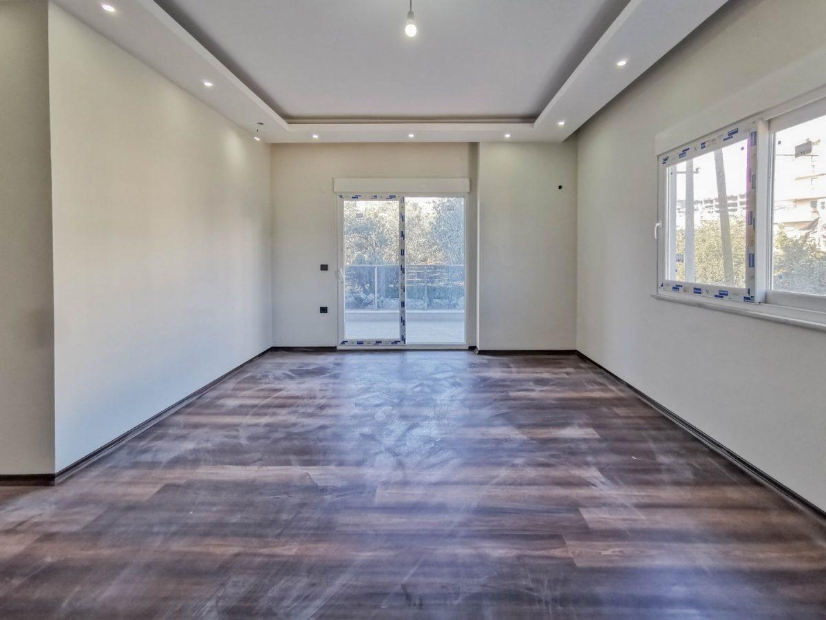MAY2206 - Photo 15