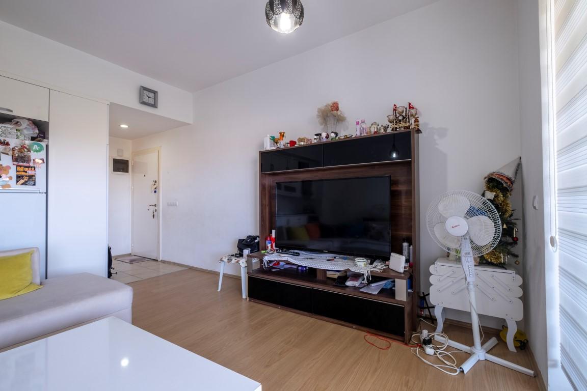 MAY2132 - Photo 11