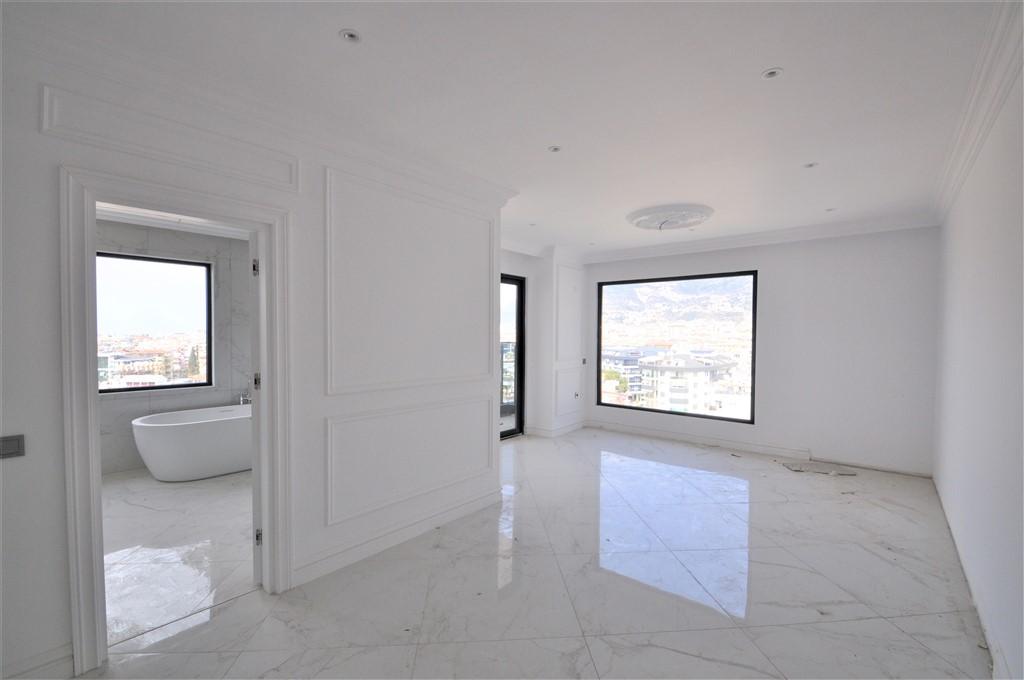 MAY2088 - Photo 23
