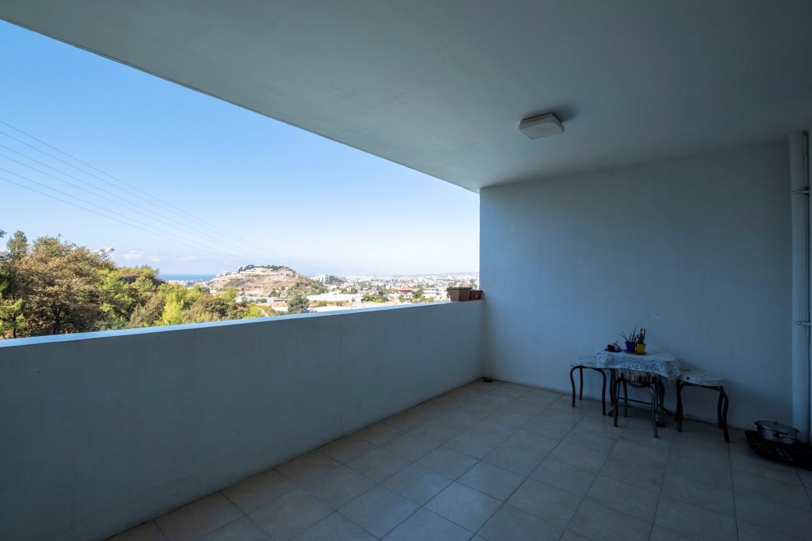 MAY2132 - Photo 23