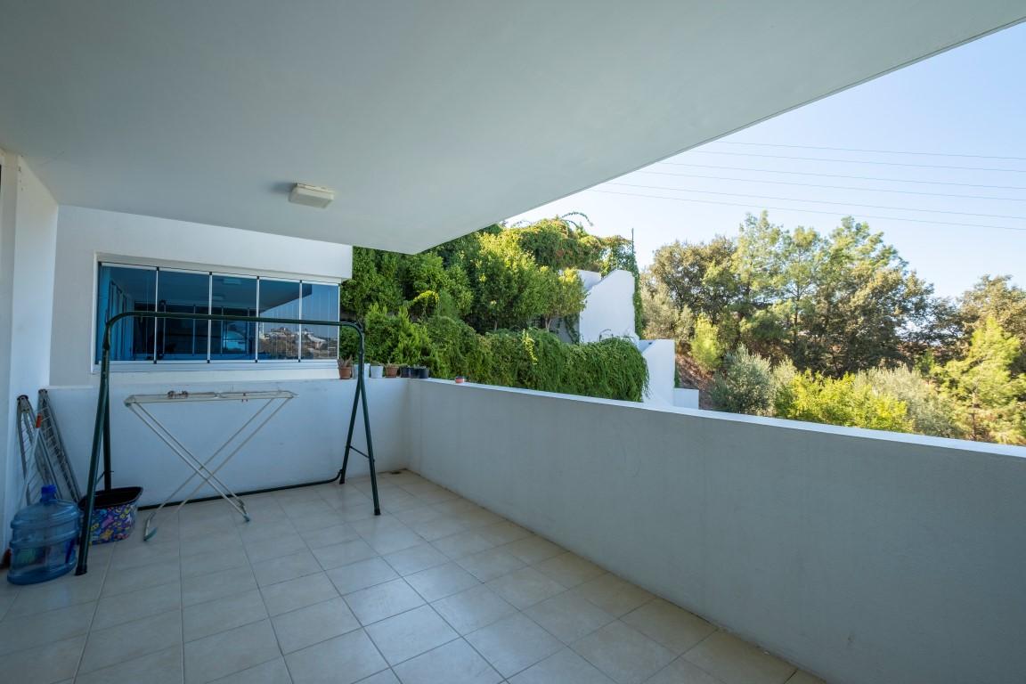 MAY2132 - Photo 24