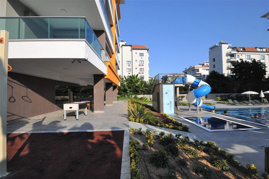 MAY2096 - Photo 10