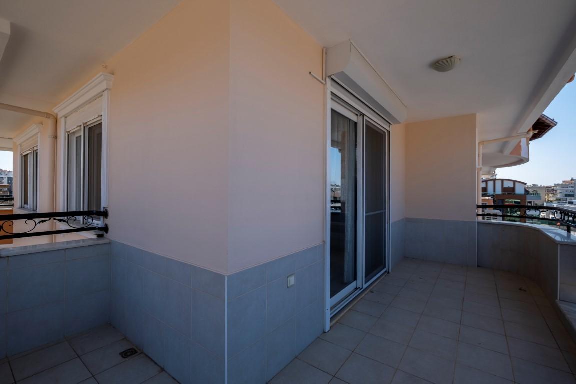 MAY2142 - Photo 29