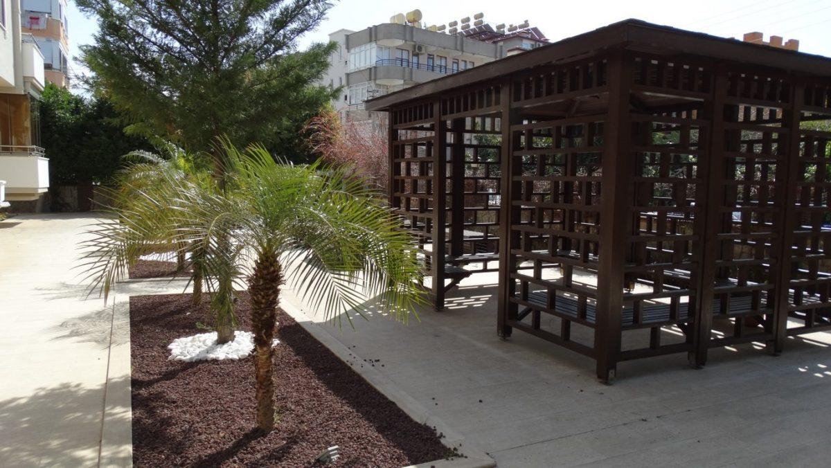 MAY2052 - Photo 6