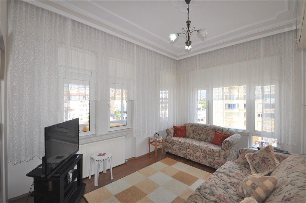 MAY2091 - Photo 19