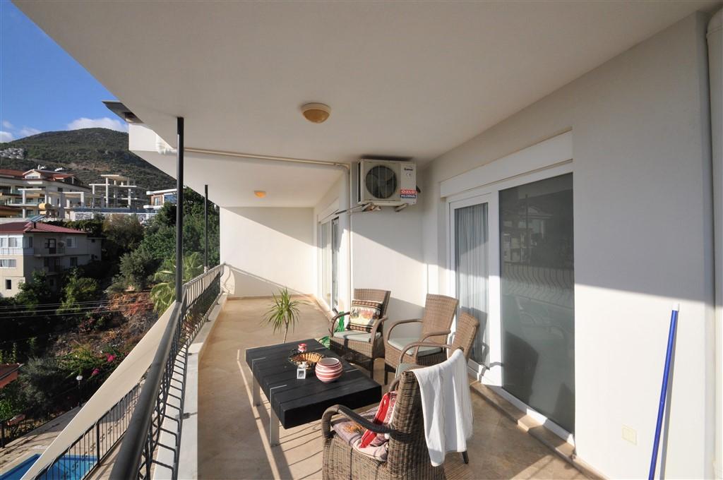 MAY2093 - Photo 25