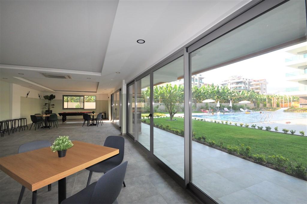 MAY2094 - Photo 22