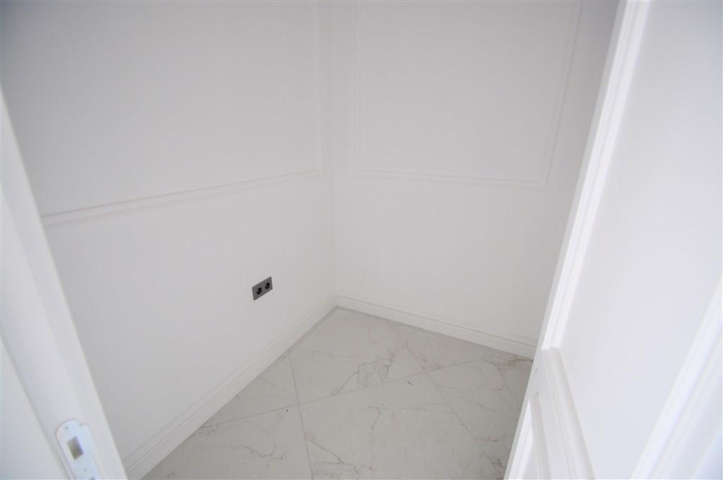 MAY2088 - Photo 48