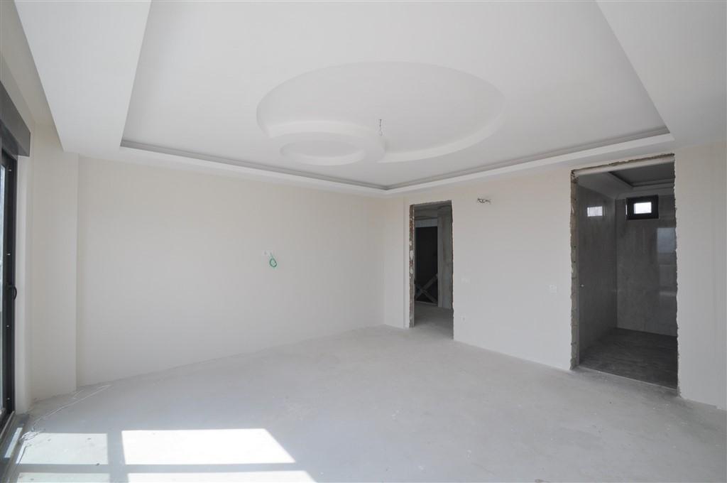MAY2090 - Photo 46