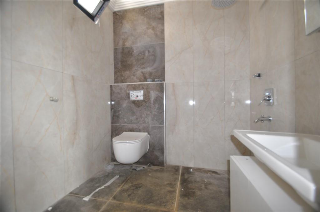 MAY2090 - Photo 51