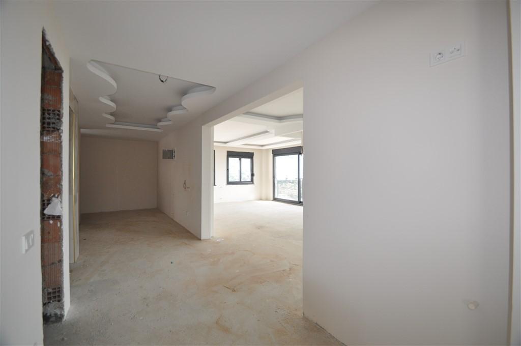 MAY2090 - Photo 69