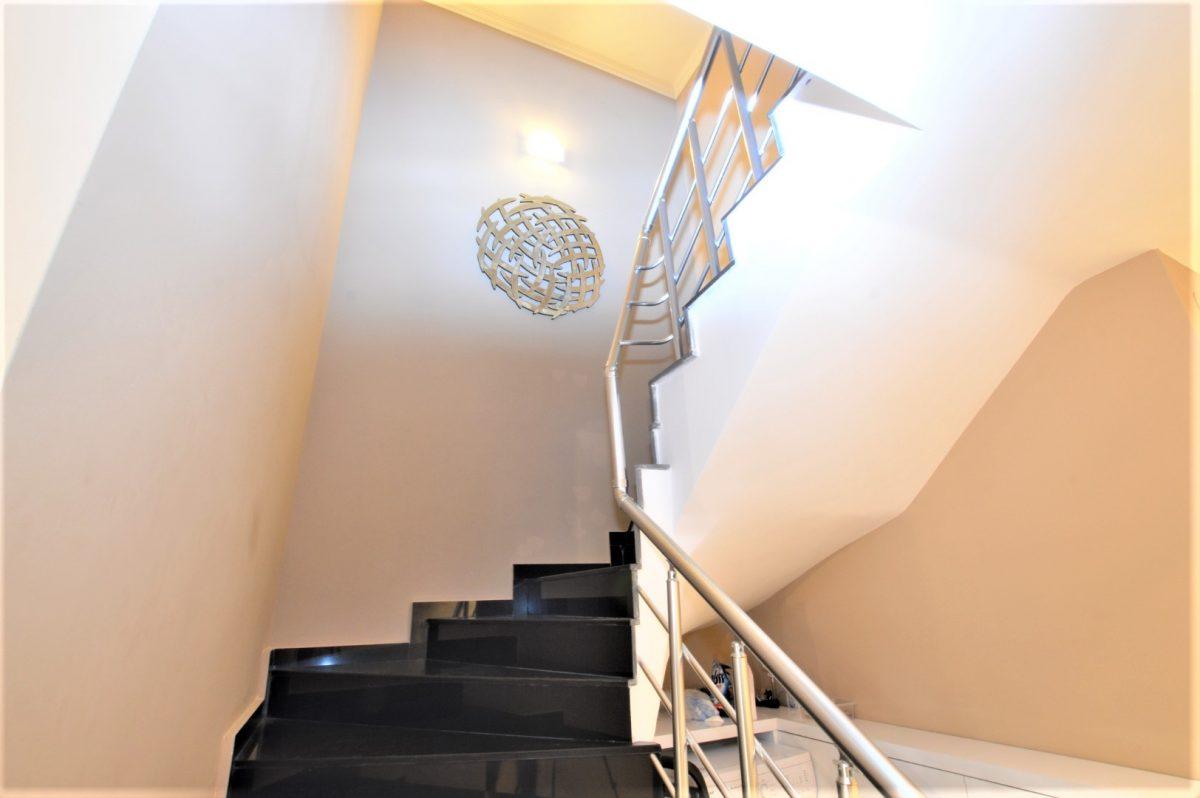 MAY2204 - Photo 27