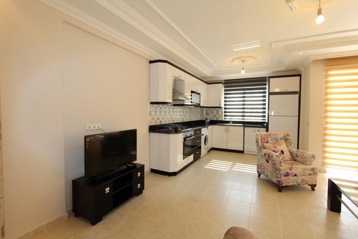 MAY2185 - Photo 5