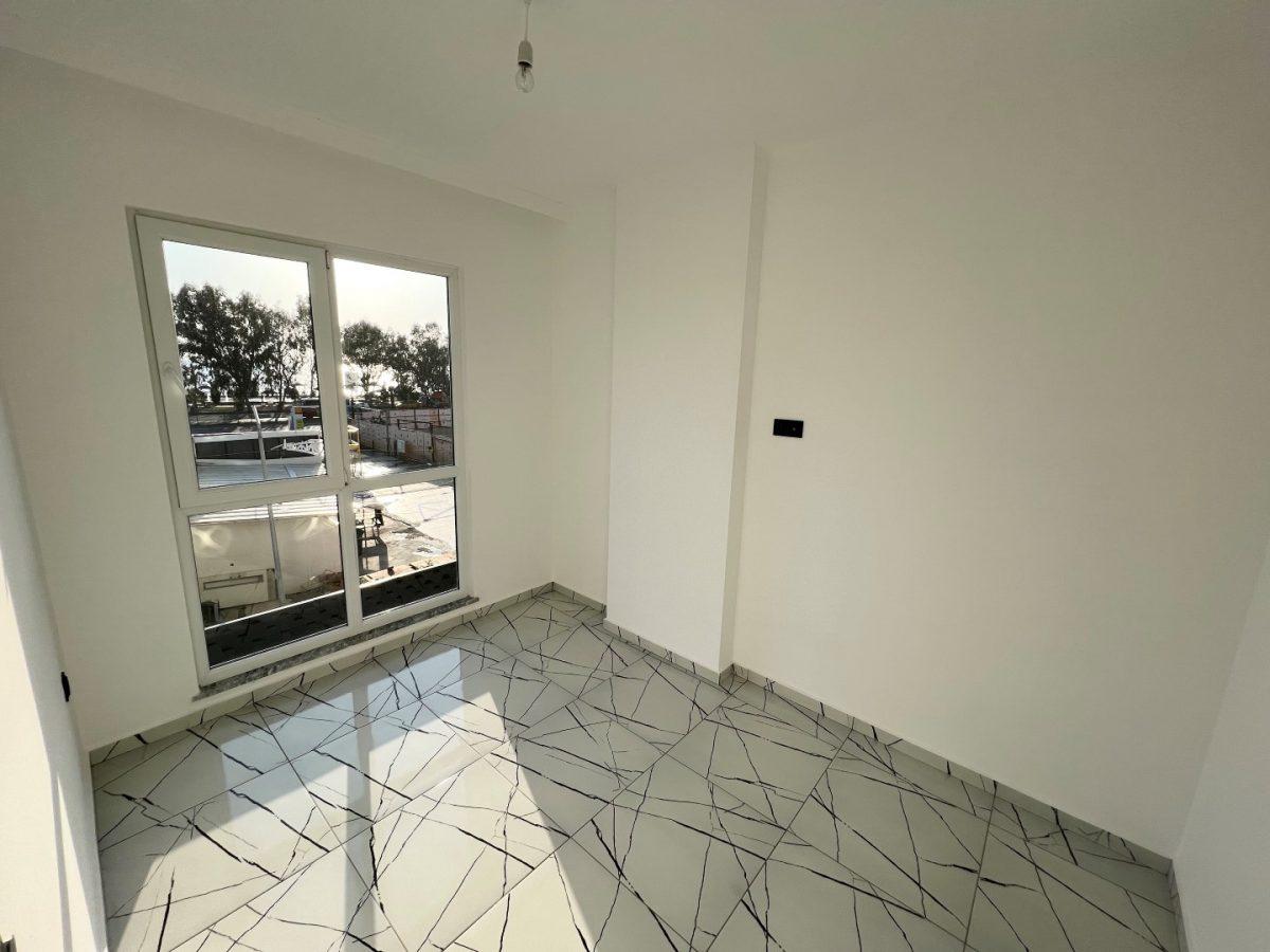 MAY2078 - Photo 16