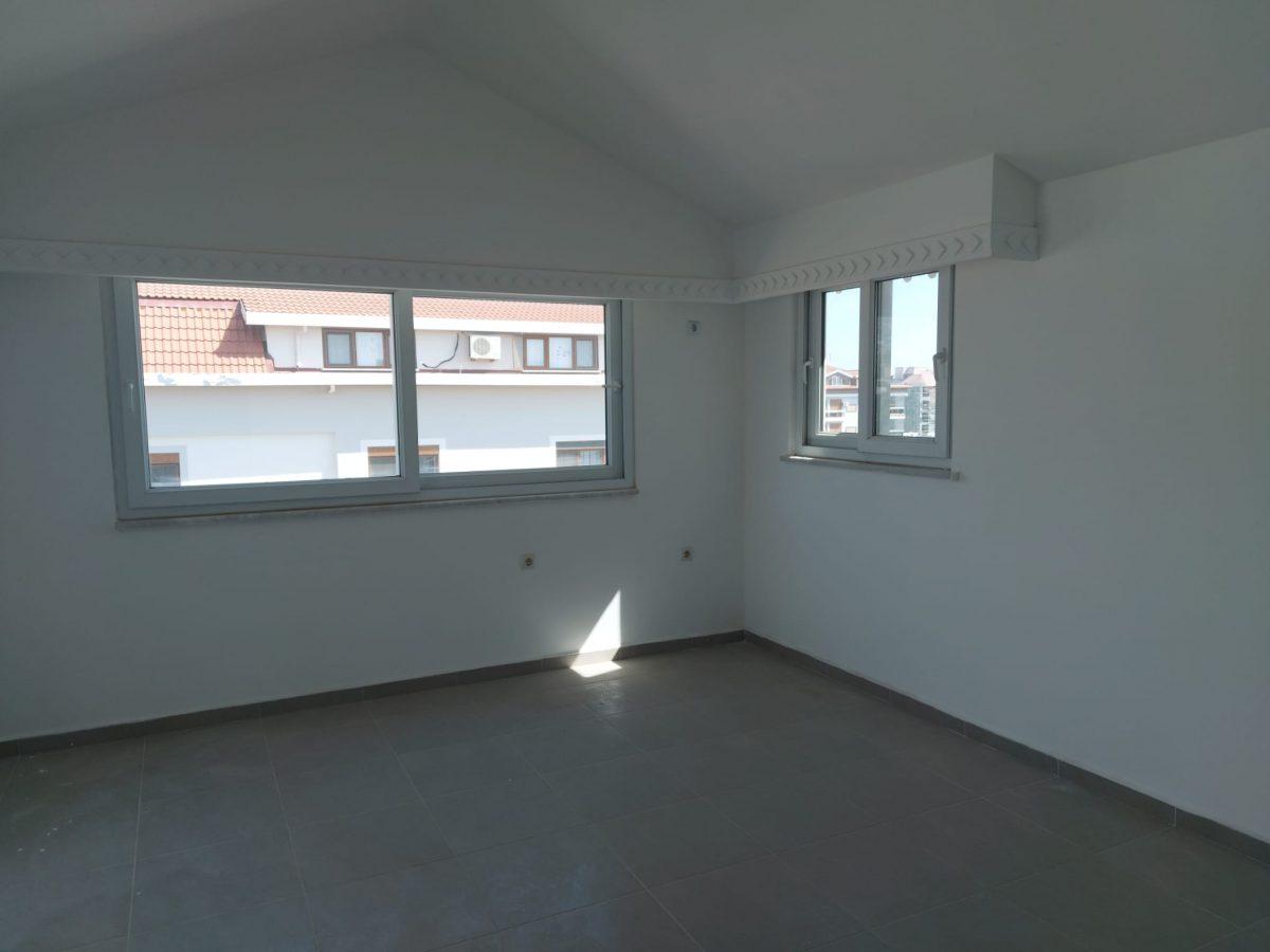 MAY2222 - Photo 15