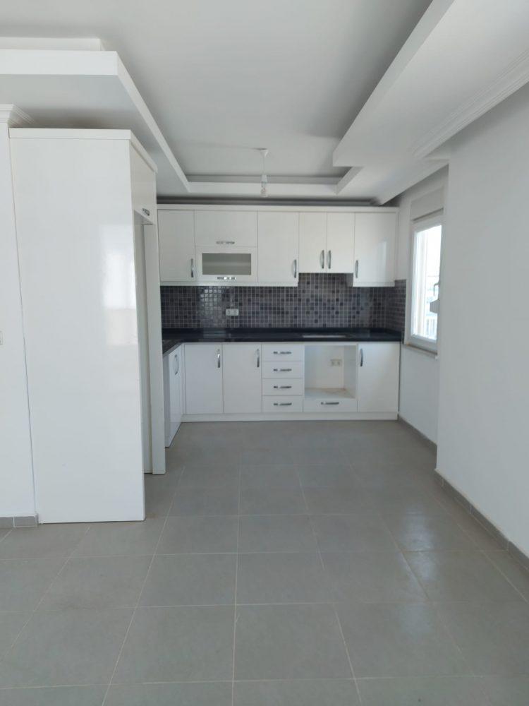 MAY2222 - Photo 5