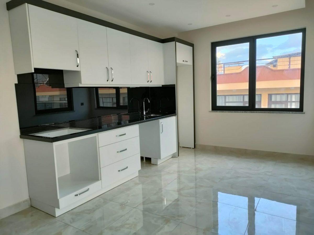 MAY2128 - Photo 15