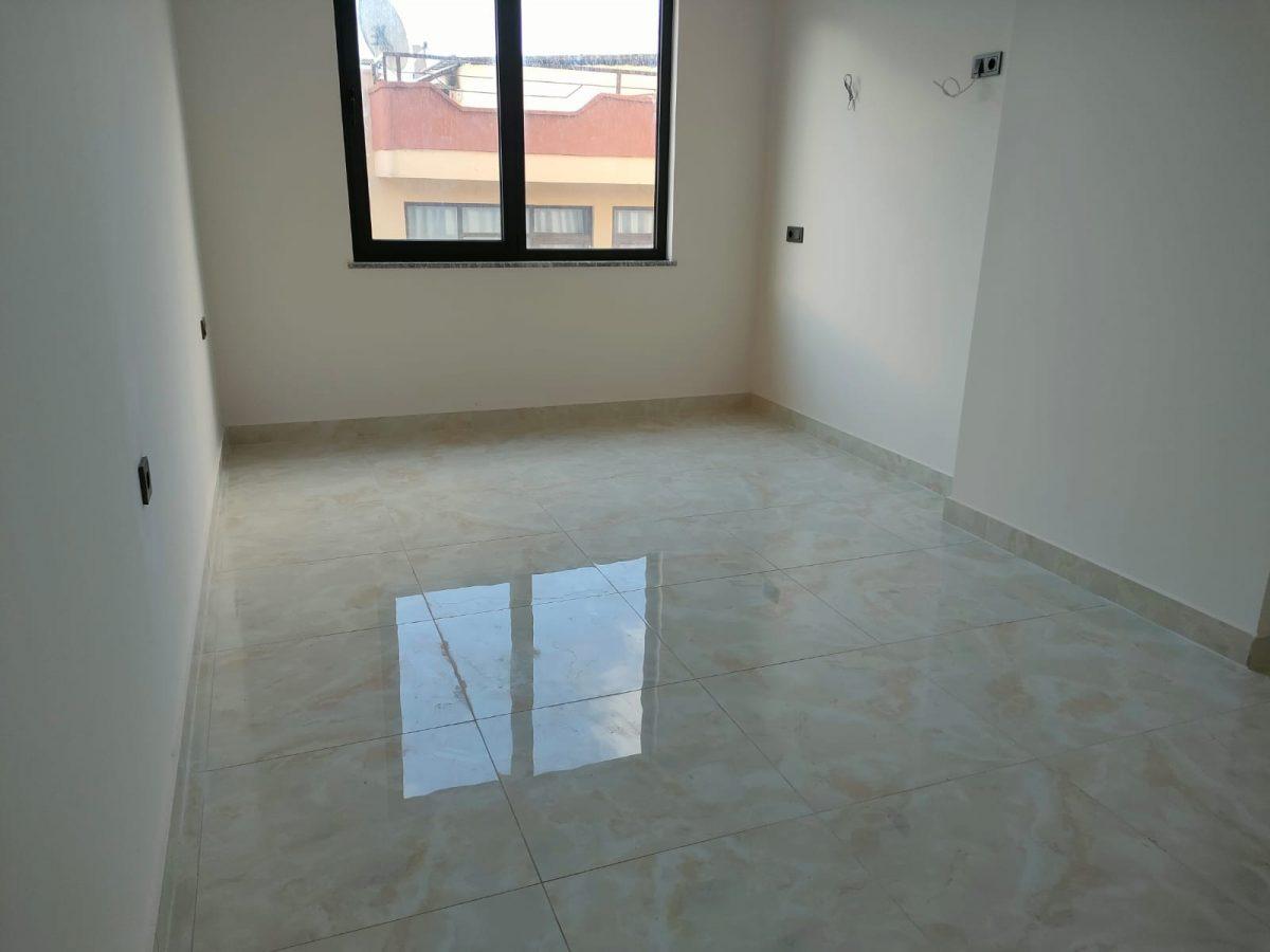 MAY2128 - Photo 19