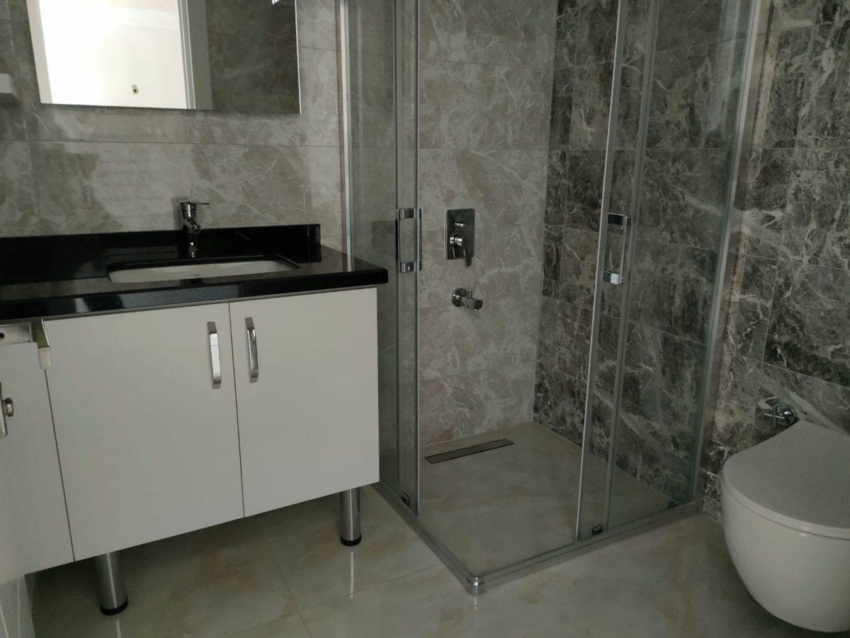 MAY2128 - Photo 20