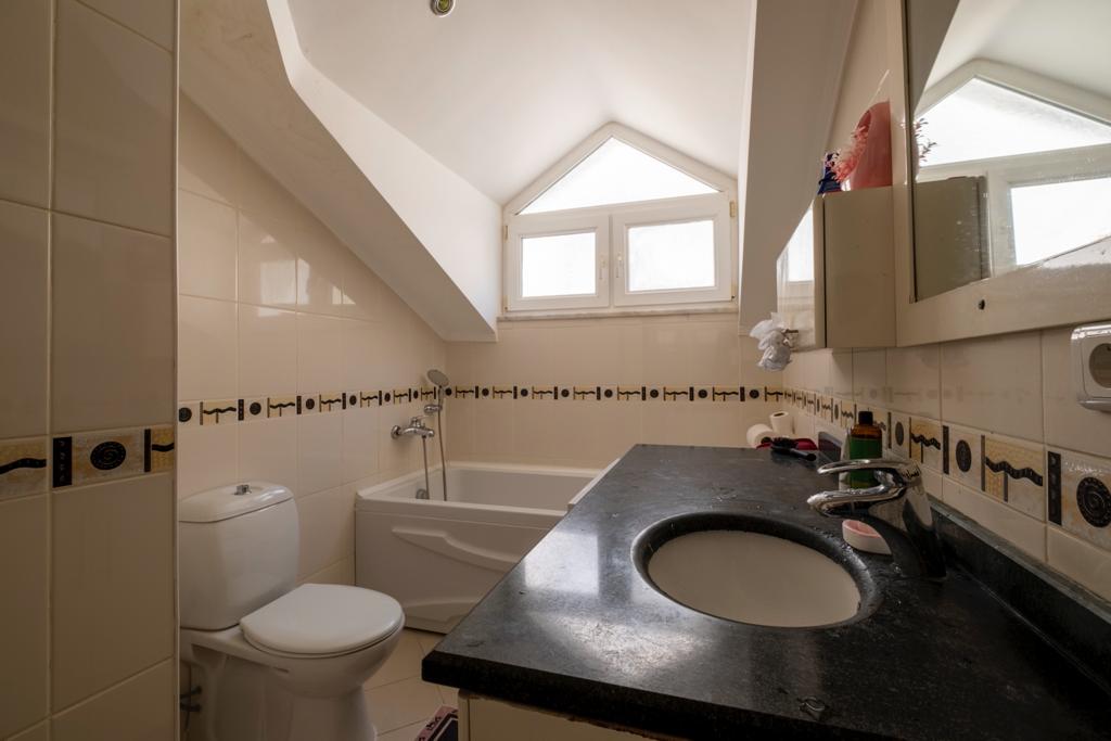 MAY2145 - Photo 22
