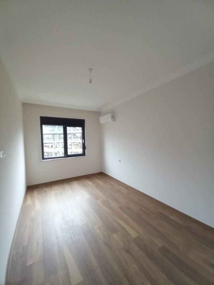 MAY2130 - Photo 16