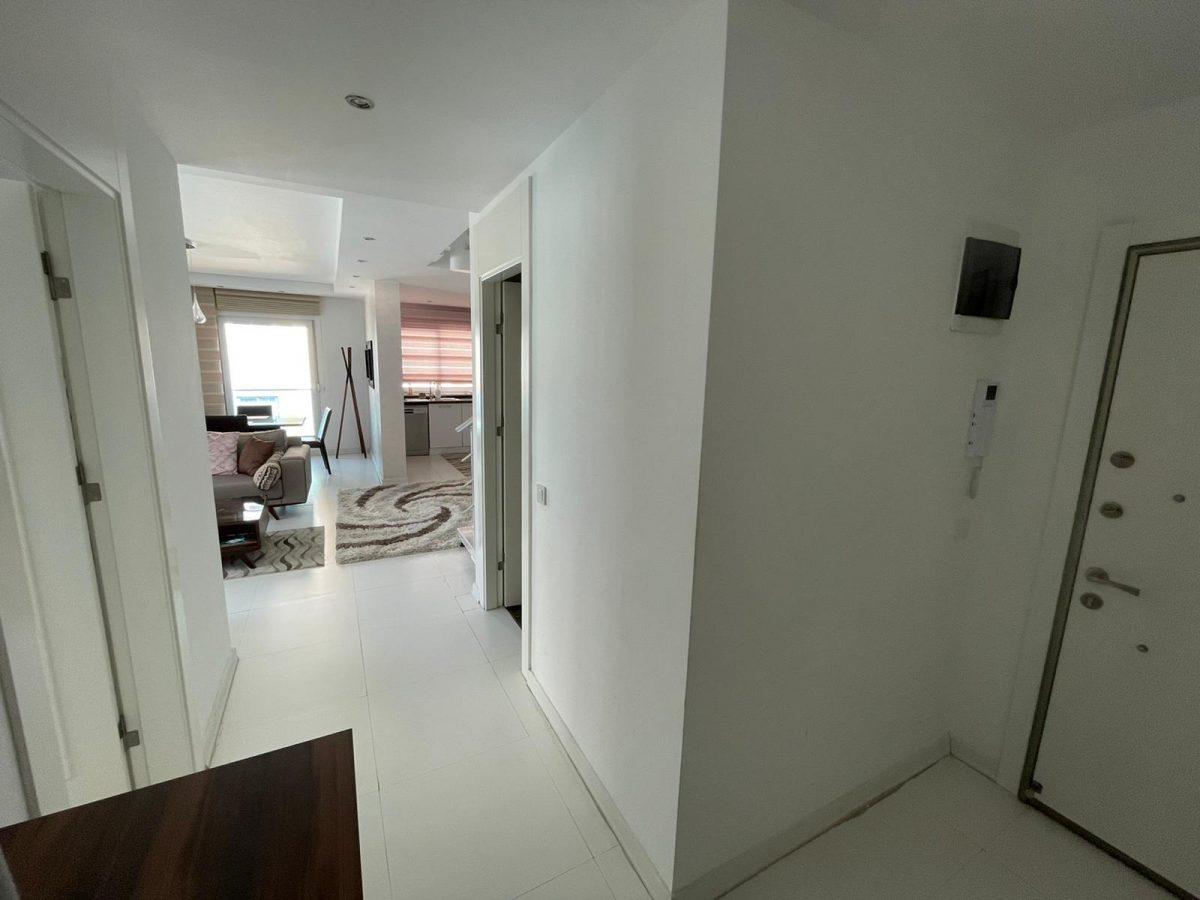 MAY2164 - Photo 3