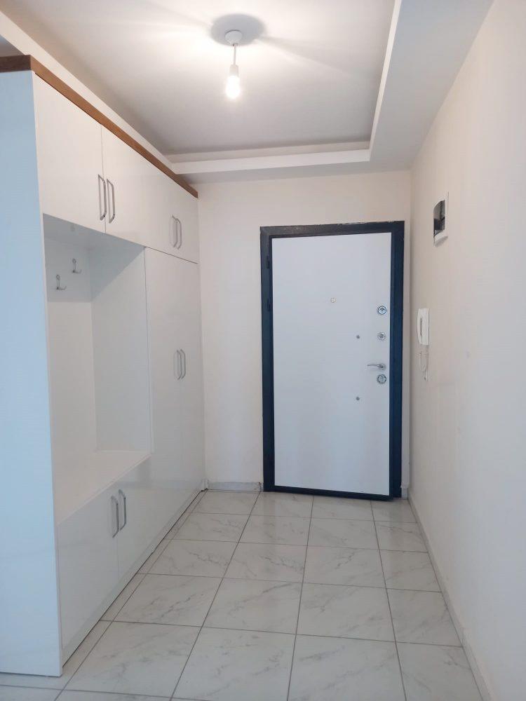 MAY2123 - Photo 2