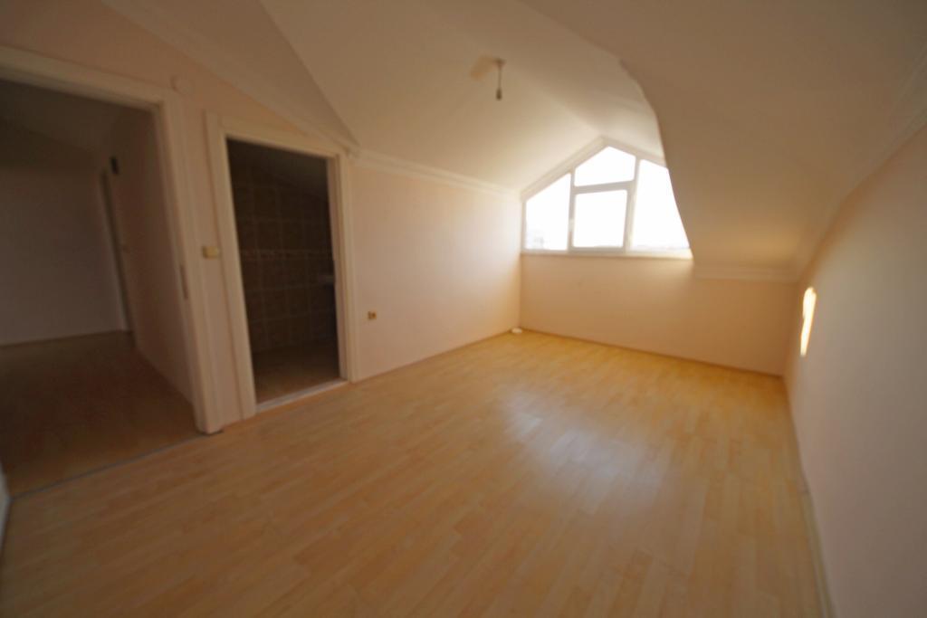 MAY2159 - Photo 18