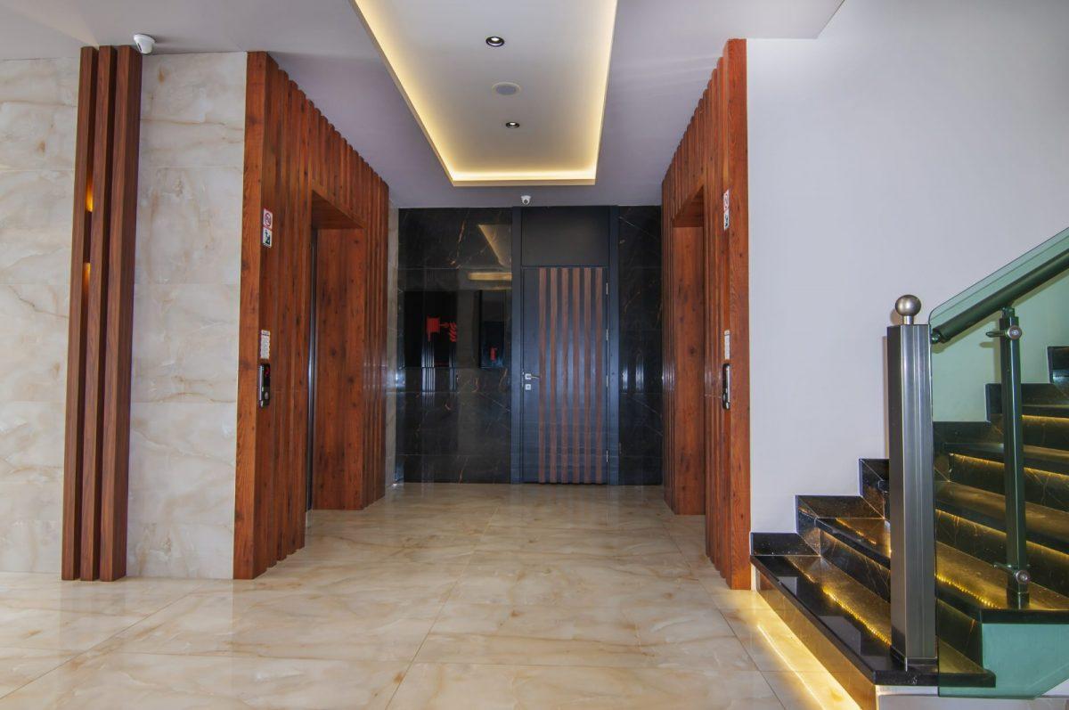 MAY2162 - Photo 12