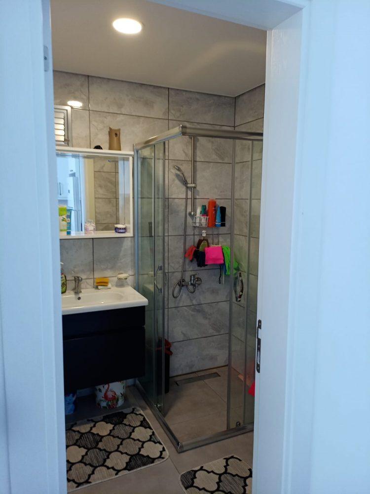 MAY2181 - Photo 24