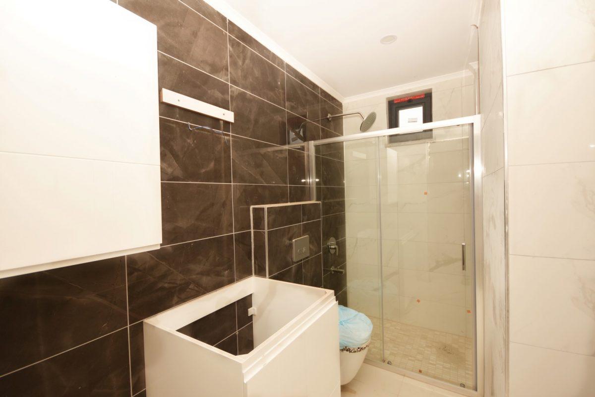 MAY2131 - Photo 11