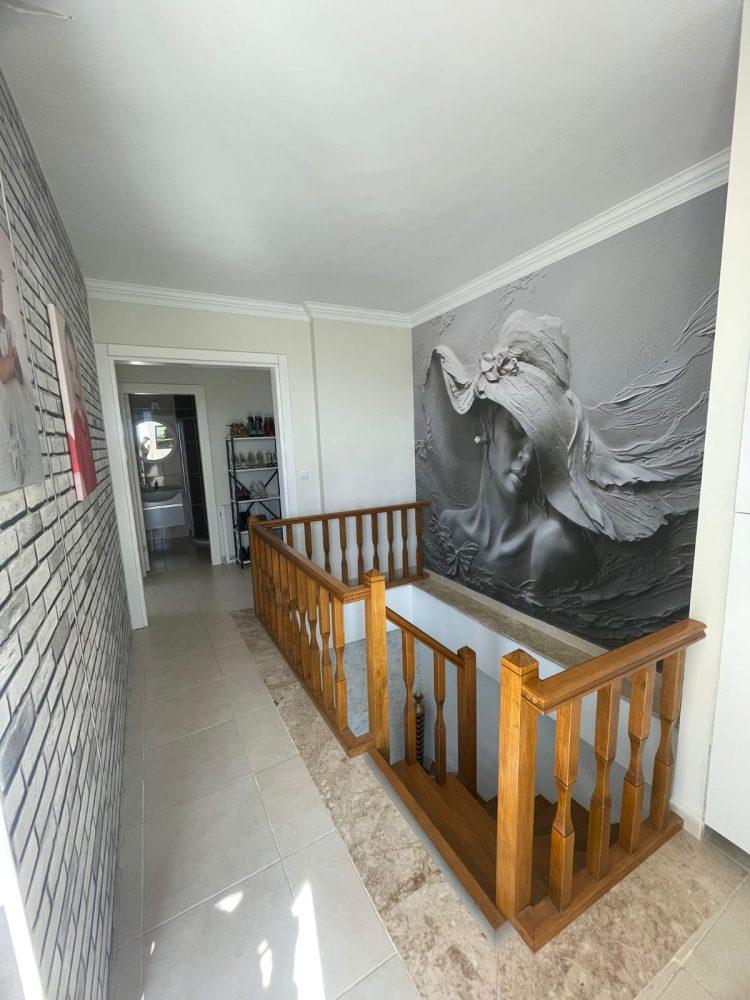 MAY2274 - Photo 14