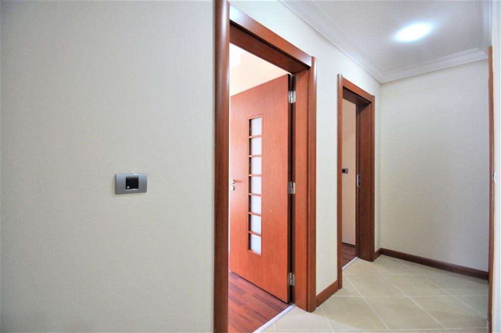 MAY2343 - Photo 23