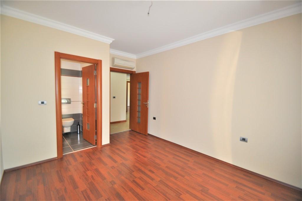 MAY2343 - Photo 35