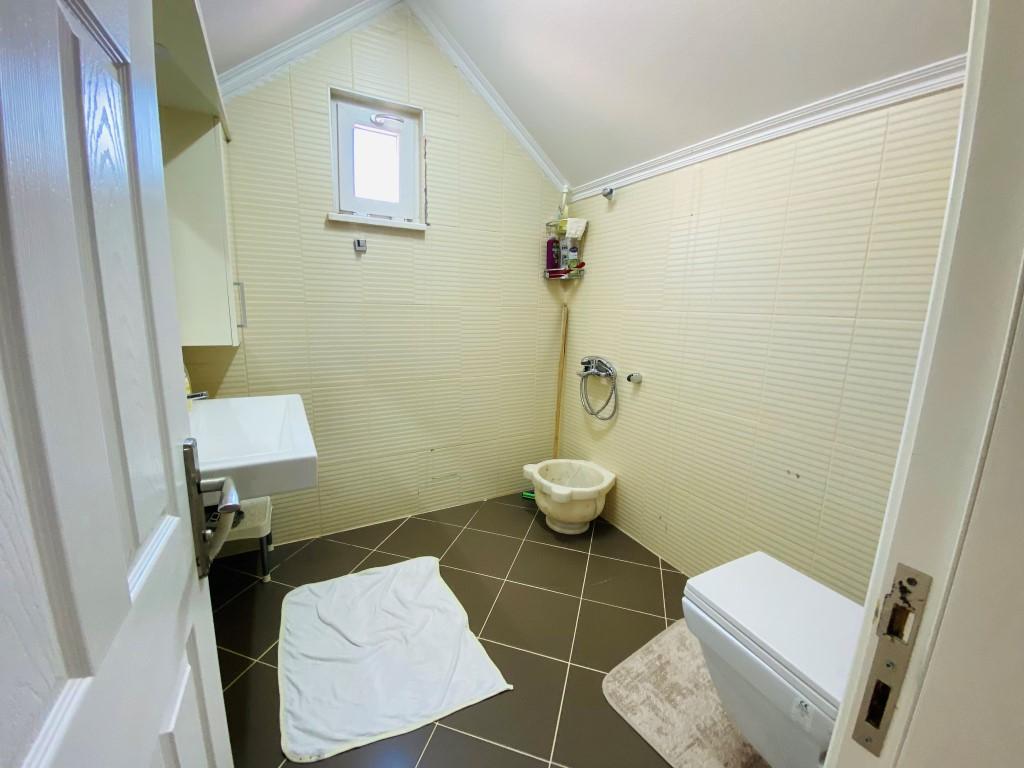 MAY2259 - Photo 12