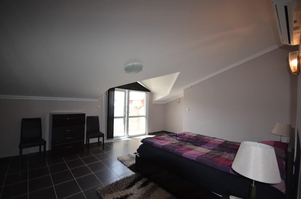 MAY2338 - Photo 24