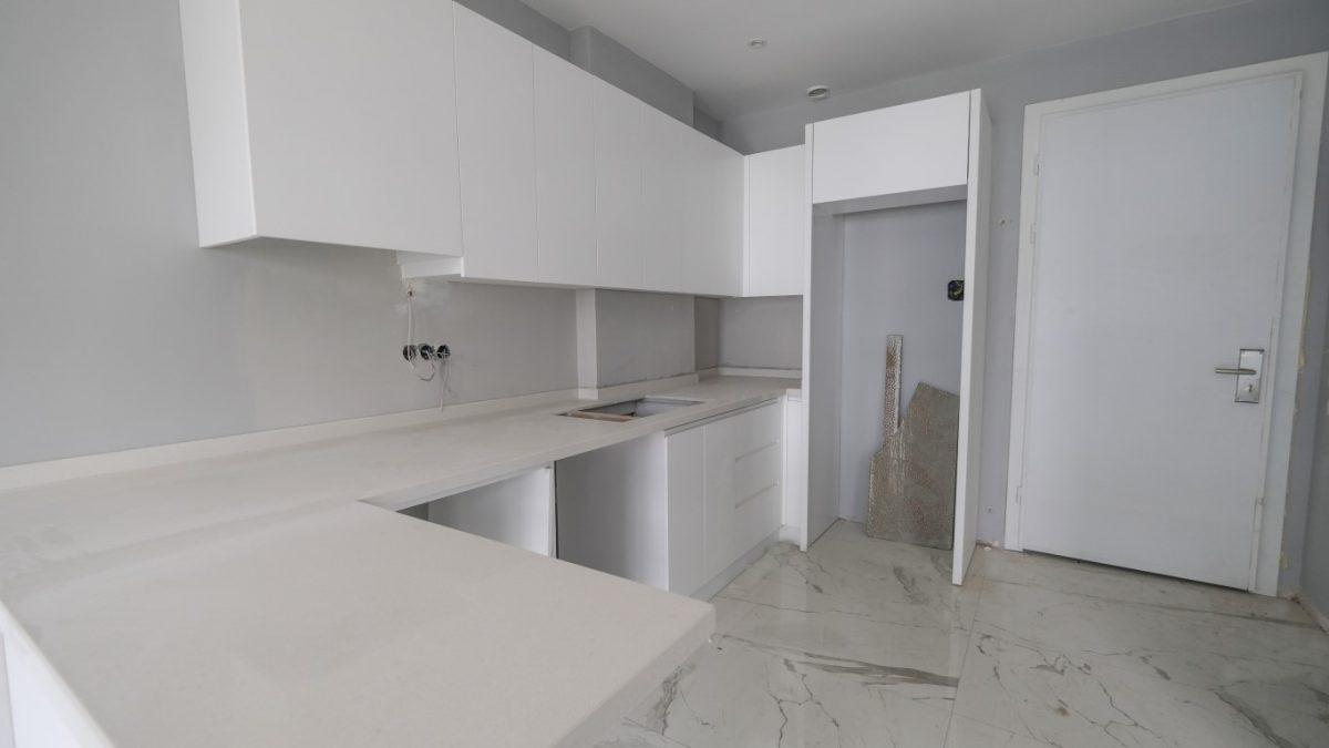 MAY2295 - Photo 15