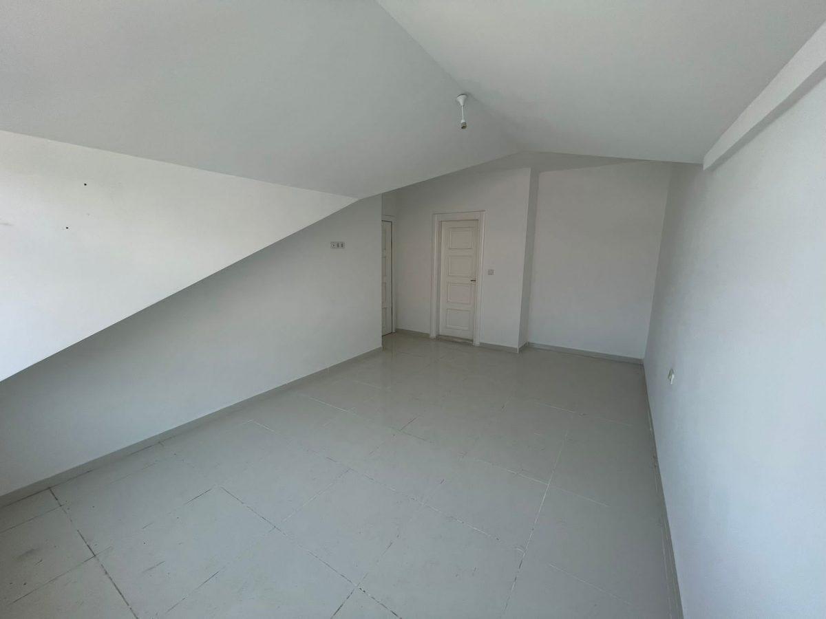 MAY2307 - Photo 15