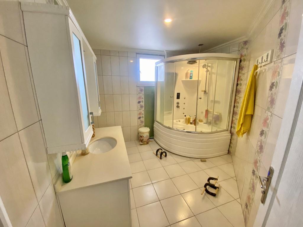 MAY2299 - Photo 13